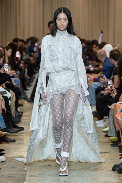 burberry london fashion week 2023